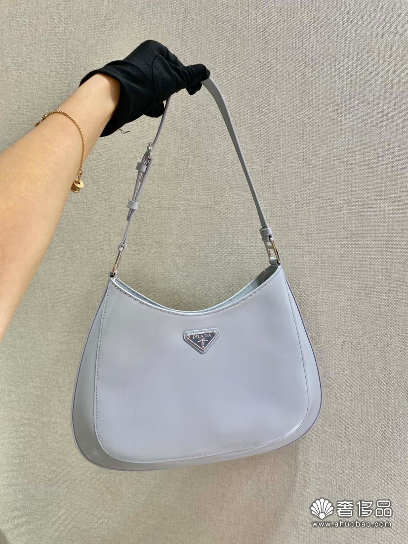 2021新款普拉達(prada)中古腋下包